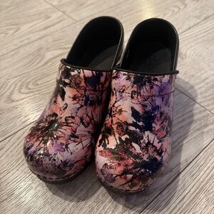 Sanita Womens  Professional Slip On Clogs Nurse Artistic Art Boho patent size 36